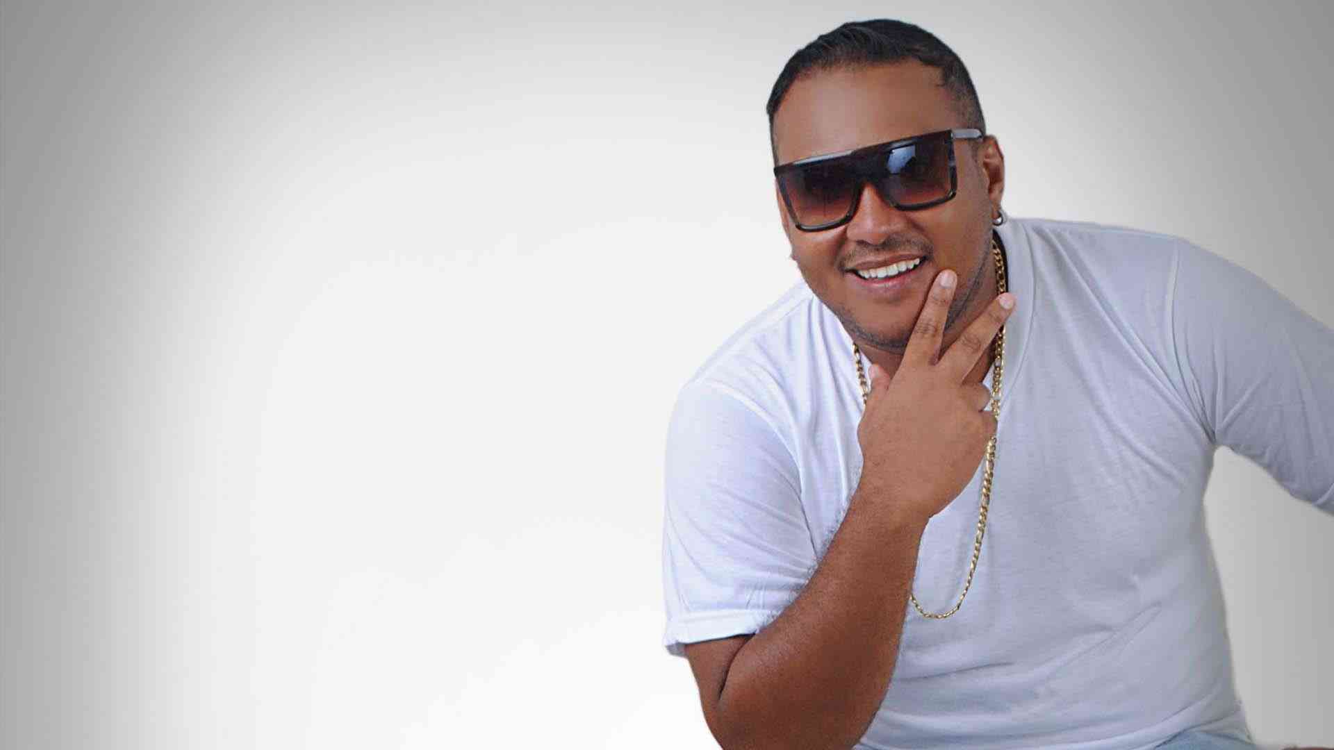 H1: Pepe Mayolo | Cantante Urbano H2: ¿Quién Es Pepe Mayolo? H3: Pepe Mayolo | Biografía H3: Pepe Mayolo | Discografía