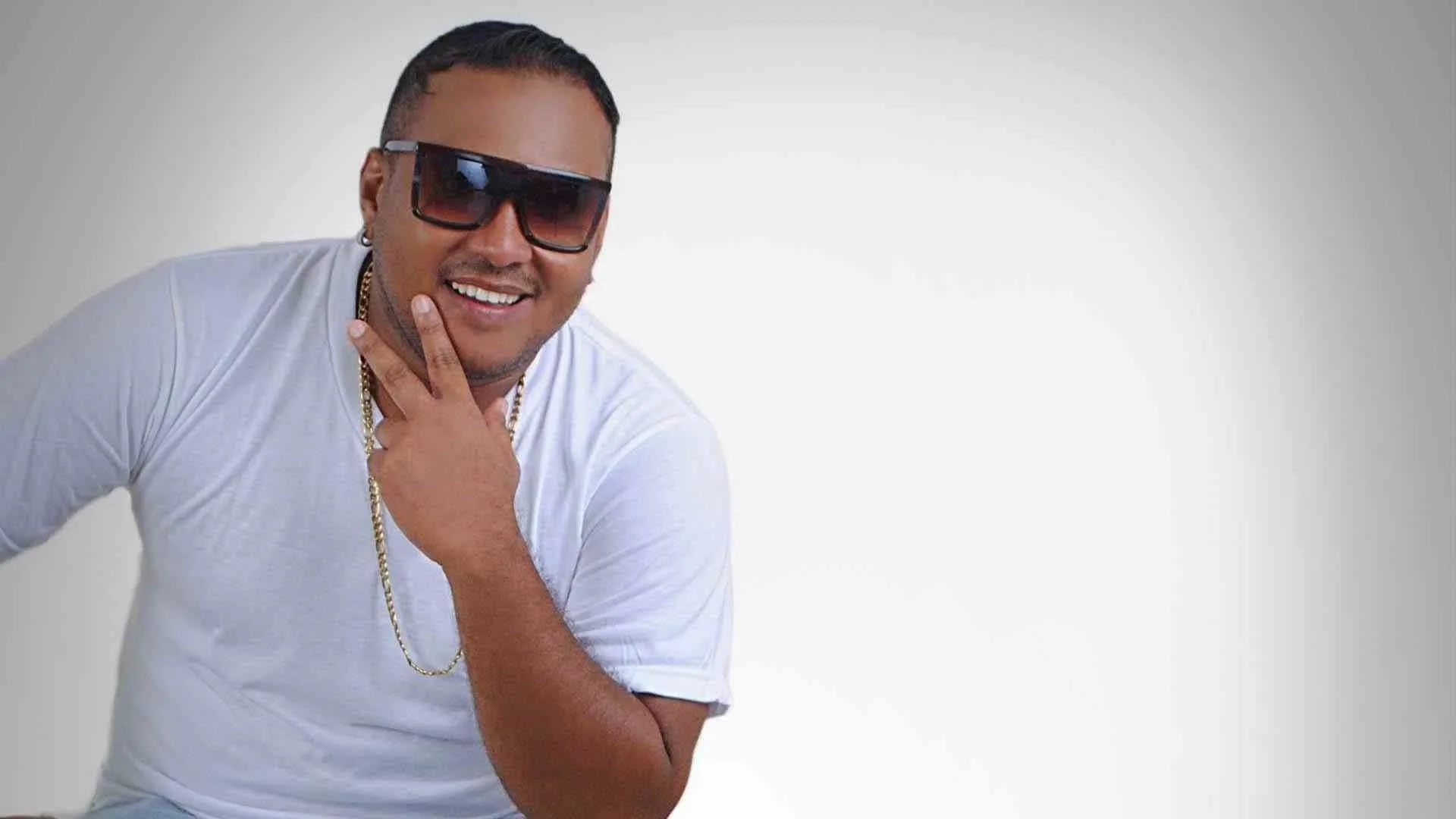 H1: Pepe Mayolo | Cantante Urbano H2: ¿Quién Es Pepe Mayolo? H3: Pepe Mayolo | Biografía H3: Pepe Mayolo | Discografía